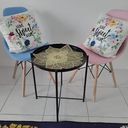 Impiana Homestay Near Putrajaya, Cyberjaya, Musliem Only,Wifi,Netflix Kampung Dengkil Buitenkant foto