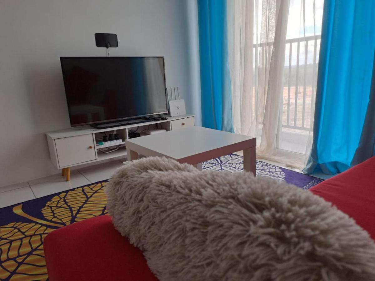 Impiana Homestay Near Putrajaya, Cyberjaya, Musliem Only,Wifi,Netflix Kampung Dengkil Buitenkant foto